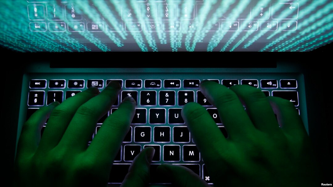 图示电脑键盘上的信息窃取