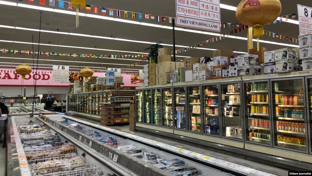 Supermarket bahan makanan di Arlington, Texas. 
