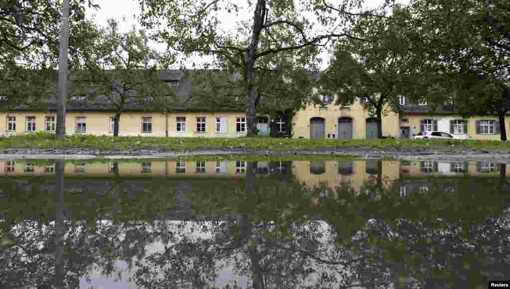 In Germany, buildings on the complex of former Nazi concentration camp Dachau have been turned into a shelter for the homeless and recognized asylum seekers, Gabriele Hammermann, the head of Dachau concentration camp memorial site said.