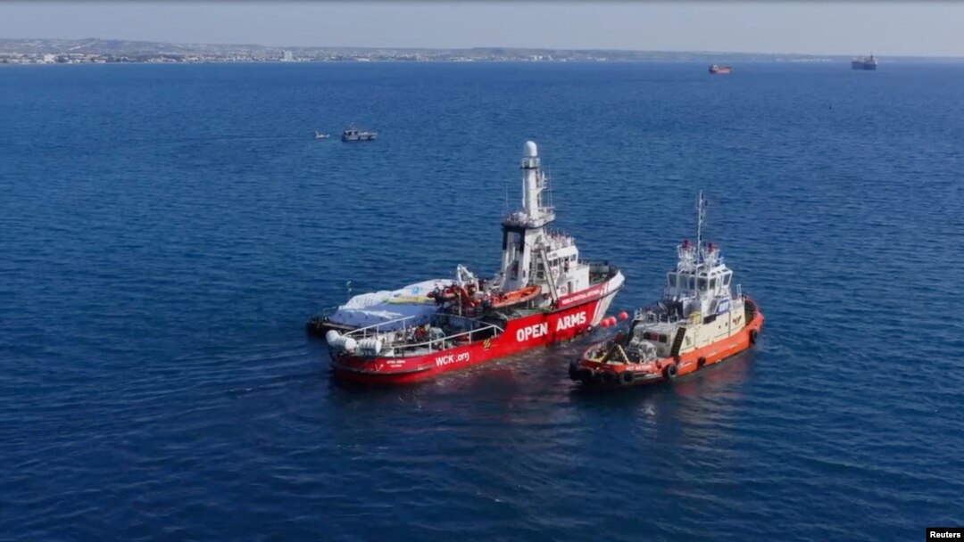 Ако новата морска рута биде успешна, може да помогне да се олесни кризата со глад што ја погодува Газа, каде што стотици илјади луѓе се соочуваат со неисхранетост, а болниците во најпогодените северни области објавија дека децата умираат од глад
