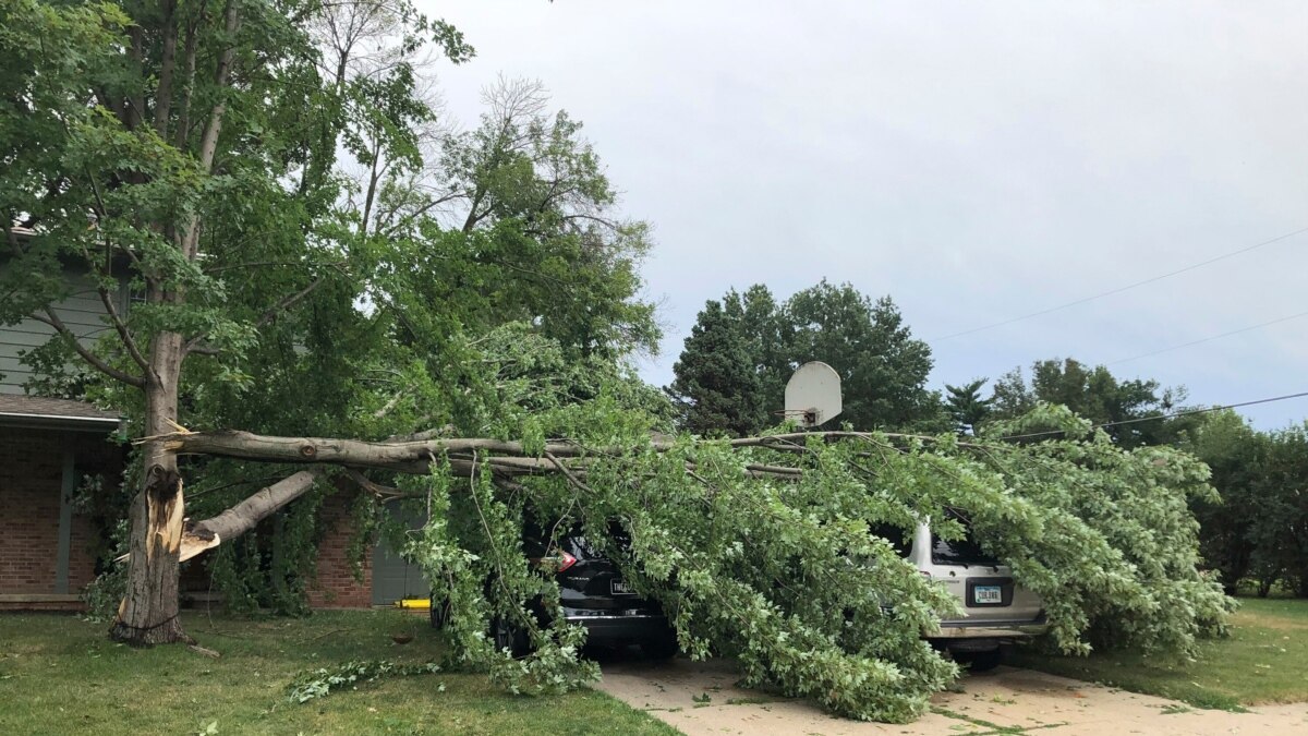 Powerful Derecho Leaves Path of Devastation Across Midwest