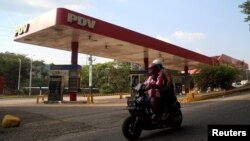 پمپ‌بنزین متعلق به شرکت نفت ونزوئلایی «پی‌دی‌وی‌اس‌ای» (آرشیو)