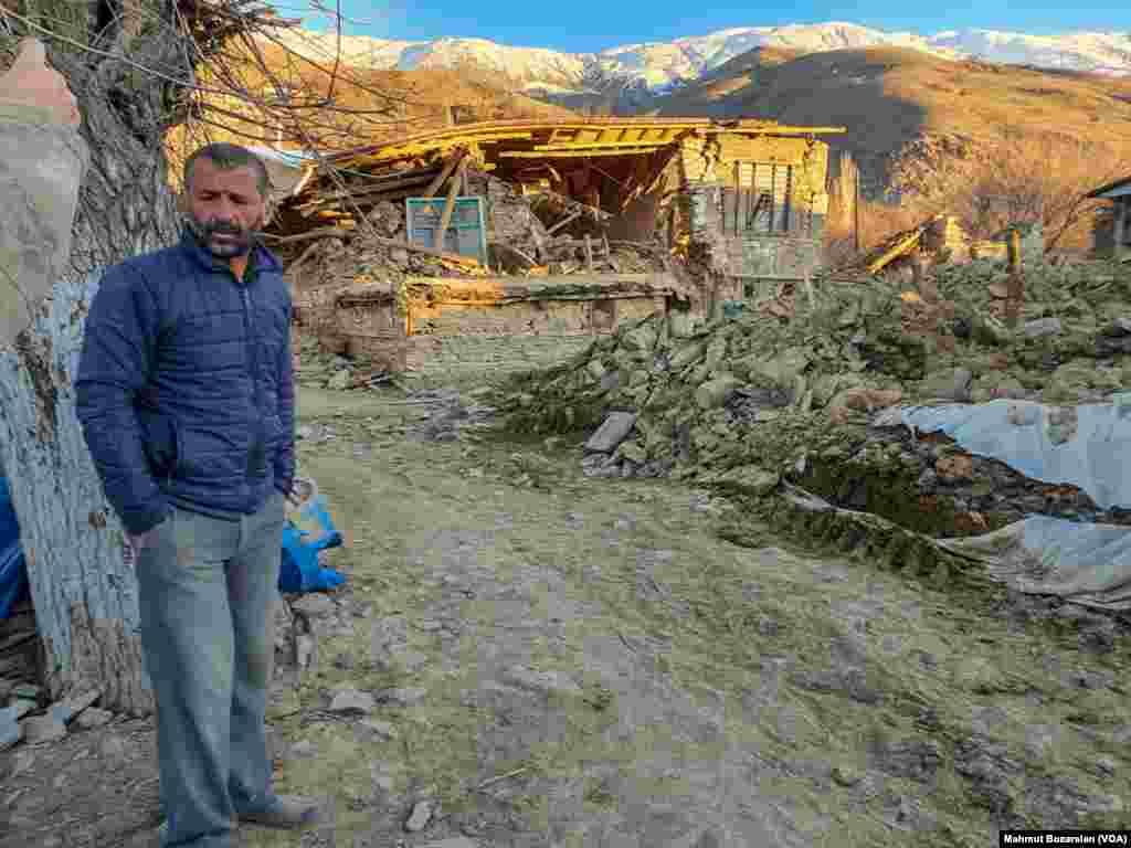 Depremin merkez üssüne yakın Sivrice&#39;de bulunan Çevrimtaş Köyü. Ramazan Emek (Fotoğraf: Mahmut Bozarslan)