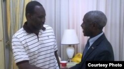 L'ambassadeur américain au Burkina Faso rencontre l'ex-Premier ministre Isaac Zida.