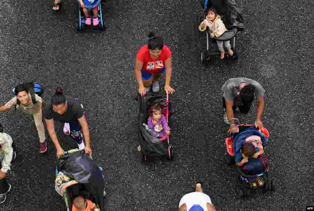 AQShga yo'l olgan muhojirlar. Meksika.