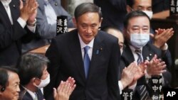 菅义伟星期三在国会众议院当选日本新首相。（2020年9月16日）