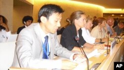 Mr Tenzin Samphel Kayta (1st L) speaks on behalf of Society for Threatened Peoples at the ongoing session of the UN Human Rights Council in Geneva