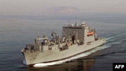 Tàu tiếp liệu đạn dược và đồ khô USNS Richard E. Byrd