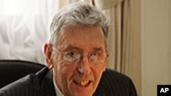 데이비드 하웰 영국 외무차관