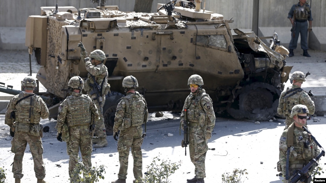 Tentara NATO melakukan patroli di Afghanistan (foto: ilustrasi).