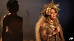 Beyonce au 59è Grammy Awards, Los Angeles, le 12 février 2017.