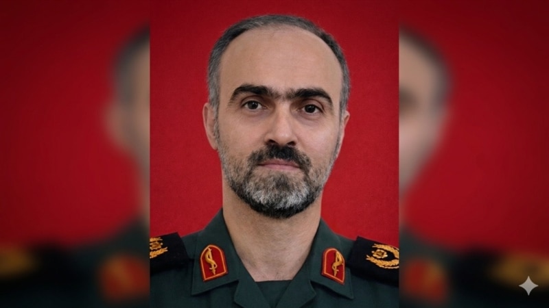 حذف اسماعیل احمدی مسئول اطلاعات بسیج و مهدی رستمی از فرماندهان وزارت اطلاعات، در حمله هوایی اسرائیل