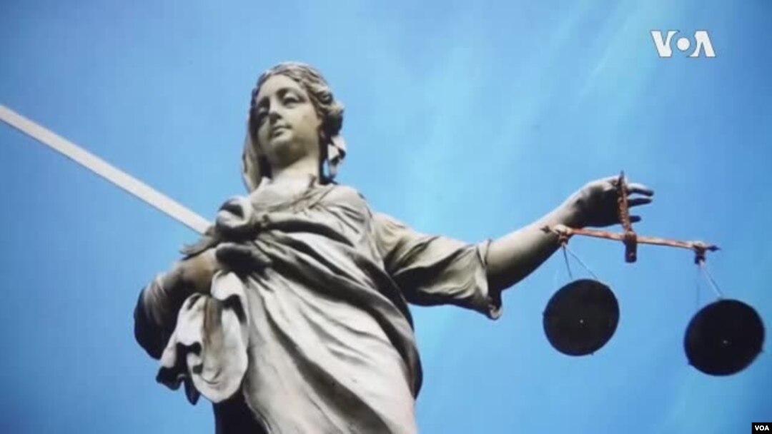 Ilustracija: Justicija, rimska boginja pavde, smbol pravosuđa (Autor grafike: Glas Amerike)