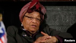 La présidente Ellen Johnson-Sirleaf estime que l'épidémie de virus à Ebola a compromis tous les progrès faits depuis la fin de la guerre civile (Reuters)