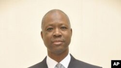 Cheick Traore ni kiongozi wa chama cha kisiasa cha African Convergence for Renewal (CARE). 