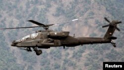 미군이 운영 중인 AH-64 '아파치' 공격헬기. (자료사진)
