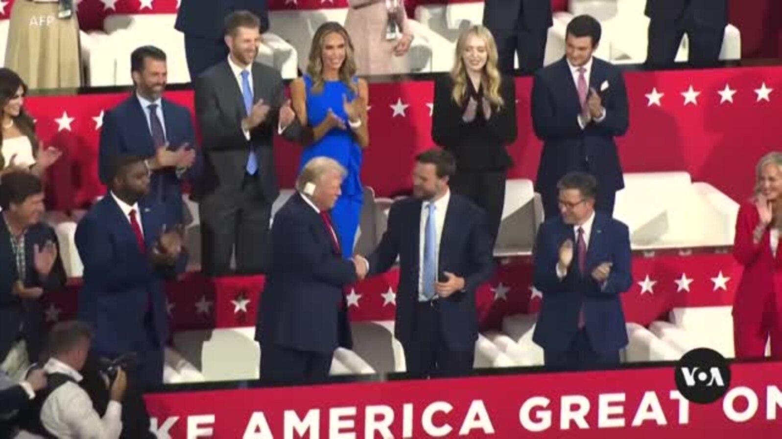 Vhidhiyo Inotaura nezveNhoroondo yaVaJD Vance Vakasarudzwa naVaDonald Trump semutevedzeri wavo musarudzo yemutungamiri wenyika yeAmerica 