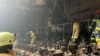 ARCHIVO - En esta imagen del 23 de marzo de 2024, rescatistas trabajan en el interior del Crocus City Hall, en Moscú, un día después de un ataque reivindicado por el grupo Estado Islámico. [Servicio de prensa del Ministerio de Emergencias de Rusia vía AP]
