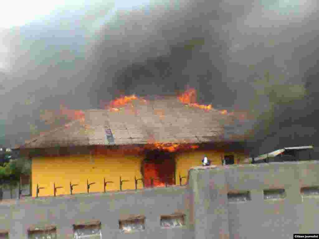 Nyumba yawaka moto Mtwara