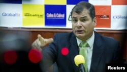 Presiden Ekuador Rafael Correa memberikan penjelasan alasan negaranya memberikan suaka kepada pendiri WikiLeaks, Julian Assange (17/8).