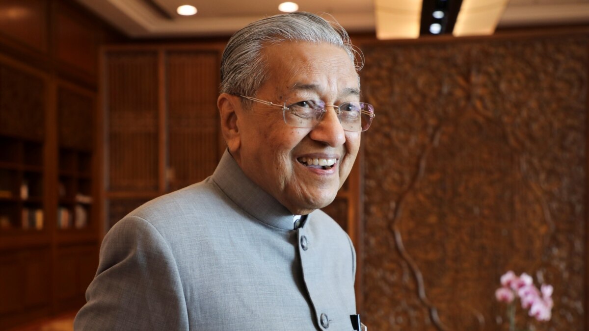 Malaysia’s 94-year-old PM Tenders His Resignation