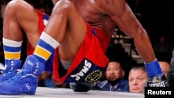 Mobeti bibotu moko akweyi na bitumba ya na Super-Welterweight USBA na di Wintrust Arena, Chicago, 12 sanza ya zomi 2019. (Foto: Jon Durr-USA Today Sports via Reuters)