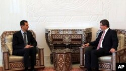 Temo: Divê Cîhan Helwêstek Eşkeretir Hember Sûrîye Diyar Bike