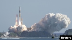 FILE: Roket H-IIA diluncurkan di Tanegashima Space Center di pulau barat daya Tanegashima, Jepang, 7 September 2023. (Kredit wajib Kyodo/via REUTERS0