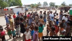 Pengungsi iklim Malagasi terlihat di kamp yang terletak di Ambovombe, ibu kota wilayah Androy di Madagaskar selatan, 29 September 2021. (Foto: REUTERS/Joel Kouam)