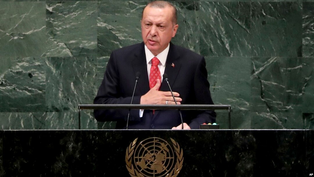 Presiden Turki Recep Tayyip Erdogan saat menyampaikan pidato di hadapan Sidang ke-73, Majelis Umum PBB di Markas Besar PBB, New York, 25 September 2018. 
