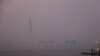 印度首都新德里早上出現的霧霾景觀