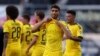 Achraf Hakimi du Borussia Dortmund rend hommage à George Floyd après son but contre, Paderborn , Allemagne, le 31 mai 2020. 