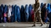  راستی آزمایی | آیا زنان افغان به دلیل «بدحجابی» بازداشت می‌شوند؟