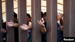 Expiration de "Title 42" aux États-Unis: de nouvelles restrictions au droit d'asile entrent en vigueur 