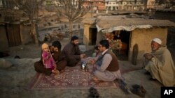 Pengungsi Afghanistan di sebuah kamp di luar Islamabad, Pakistan (foto: dok). 