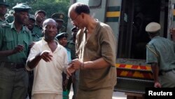 VaReynolds vachisvika kumatare muZimbabwe