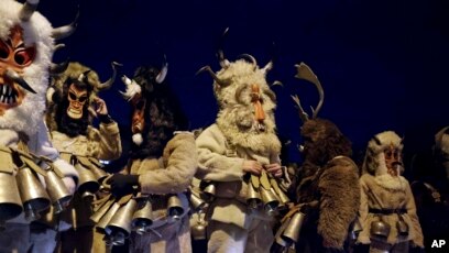 Xotinim bilan uy qurilishi guruh jinsiy aloqa video Direktor va kotib bilan porno