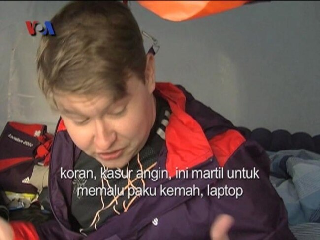 Kemping untuk Saksikan Olimpiade - Liputan Feature VOA