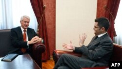 Srpski ministar spoljnih poslova Vuk Jeremić se danas u Beogradu sastao sa generalnim sekretarom Saveta Evrope Torbjornom Jaglandom