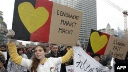 Dhjetra mijëra belgë marshojnë në Bruksel