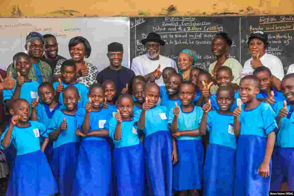 Nigerian Vice President OSinbajo Visits Alagbaka Primary School, Akure. 4th May, 2018.