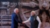 Прем’єр-міністр Індії Нарендра Моді тисне руку президенту США Джо Байдену після його прибуття до конференц-центру Бхарат Мандапам на саміт G20 у Нью-Делі, Індія, субота, 9 вересня 2023 року. REUTERS