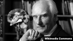 Francis Crick, ilmuwan Inggris pemenang hadiah Nobel bidang kedokteran tahun 1962 (foto: dok). 