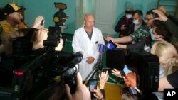 Заместитель главврача омской больницы интенсивной терапии, где госпитализирован Алексей Навальный