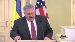 У Києві відкрилася виставка фотографій веж-близнюків