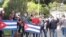 En Colombia decenas de cubanos han salido a marchar en un solo grito de "libertad", uniéndose así al clamor de sus compatriotas. [Foro: VOA/Jair Diaz]