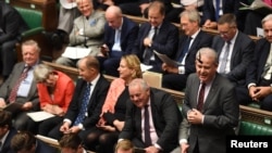 Mantan perdana menteri Inggris Theresa May menghadiri sesi Tanya-Jawab Perdana Menteri di Parlemen di London, Inggris, 4 September 2019. (Foto: UK Parliament/Jessica Taylor via Reuters) 