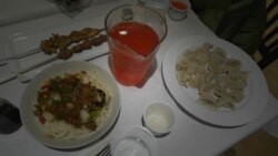Warung VOA Ramadan: Buka Puasa di Restoran Uyghur (1)
