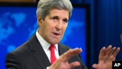 "Me estoy asegurando que la libertad religiosa siga siendo parte integral de nuestro compromiso", dijo John Kerry al presentar el informe.