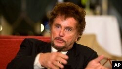 Alman sinema dünyası, ülkenin en tanınan televizyon film ve dizileri yönetmenlerinden Dieter Wedel’e yöneltilen taciz iddialarıyla sarsılıyor